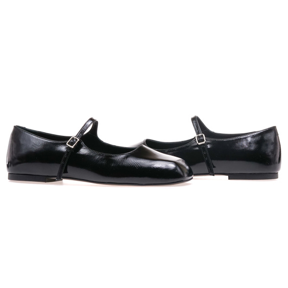 Туфлі IKOS 6041-14/BLACK LAK
