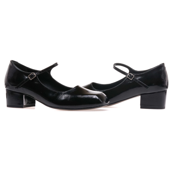 Туфлі IKOS 6058-7/BLACK LAK