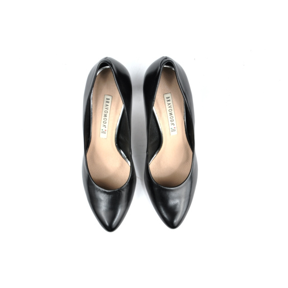 Туфлі човники Bravo Moda 1381/Czarna skora