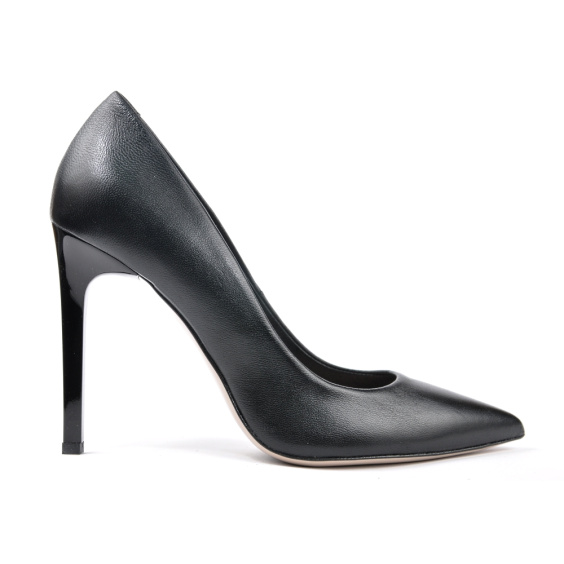 Туфлі човники BRAVO MODA 1254/Czarna skora